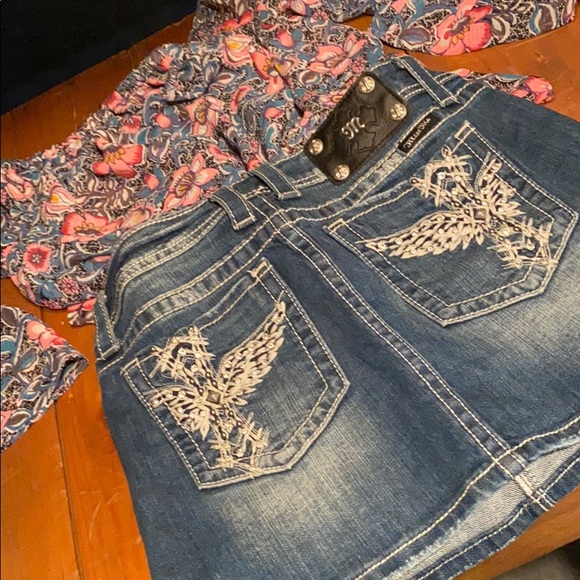 Miss Me Denim Skirt 29 - Picture 2 of 5